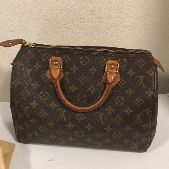 AUTHENTIC LV SPEEDY30